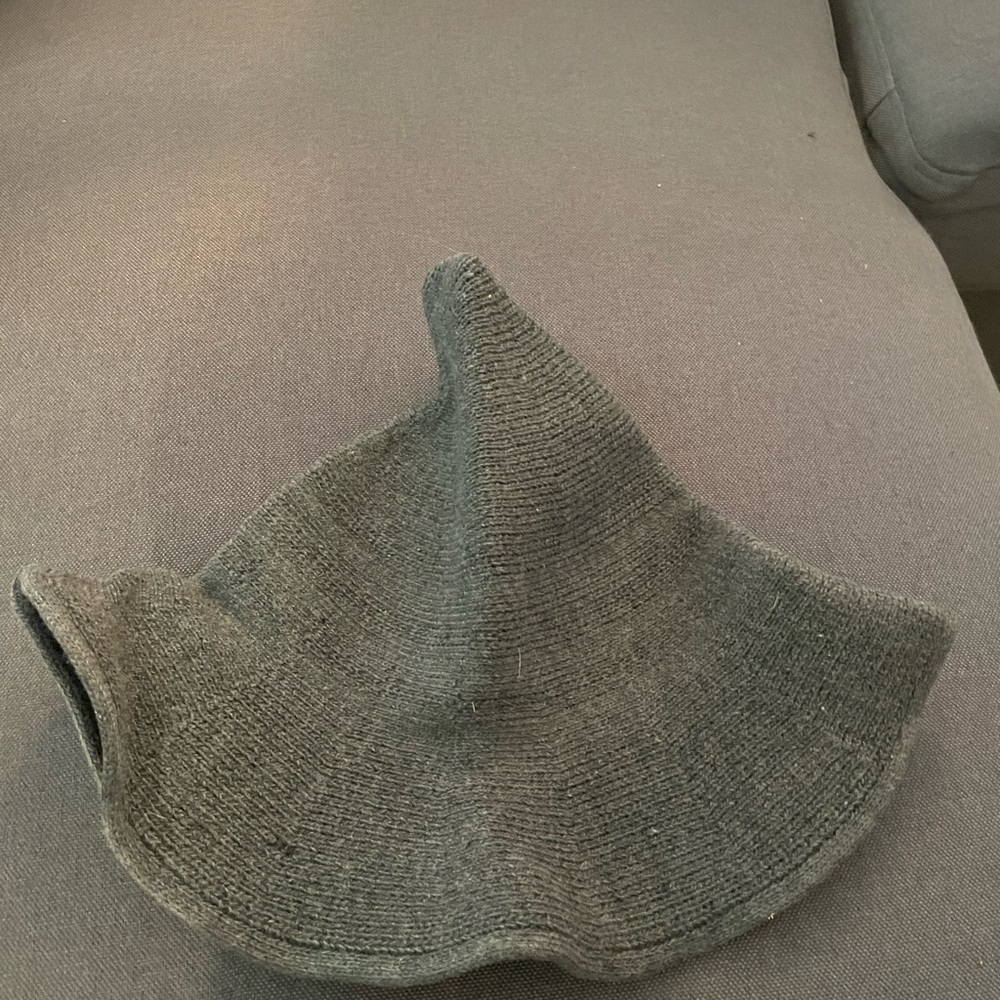 Hat - Picture 2 of 2